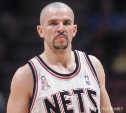 她都展现了 她都展现了