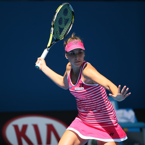 以微弱优势 以微弱优势